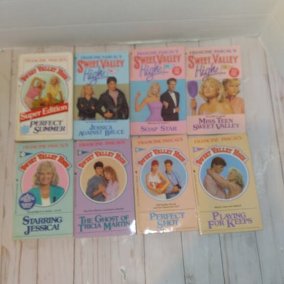 Sweet Valley High Vintage Book lot of 25 Francine Pascal - Picture 8 of 8